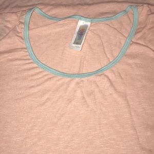 Xl Lularoe Classic Tee